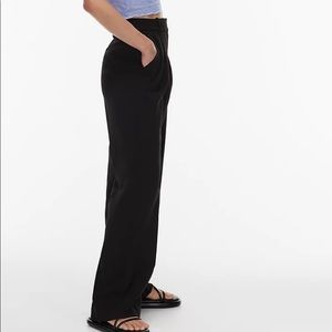 Aritzia Wilfred Effortless Pant in black
